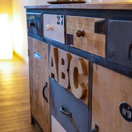 Liebevoll-eingerichtete-wohnung-mit-terrasse