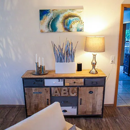 Liebevoll-eingerichtete-wohnung-mit-terrasse Appartement