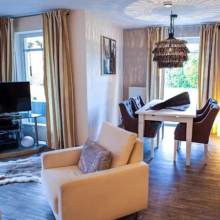 Liebevoll-eingerichtete-wohnung-mit-terrasse Appartement *