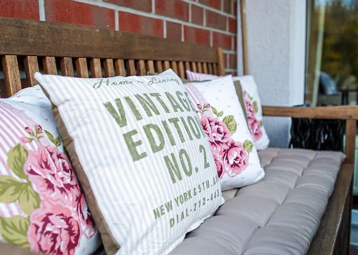 Liebevoll-eingerichtete-wohnung-mit-terrasse Kiel