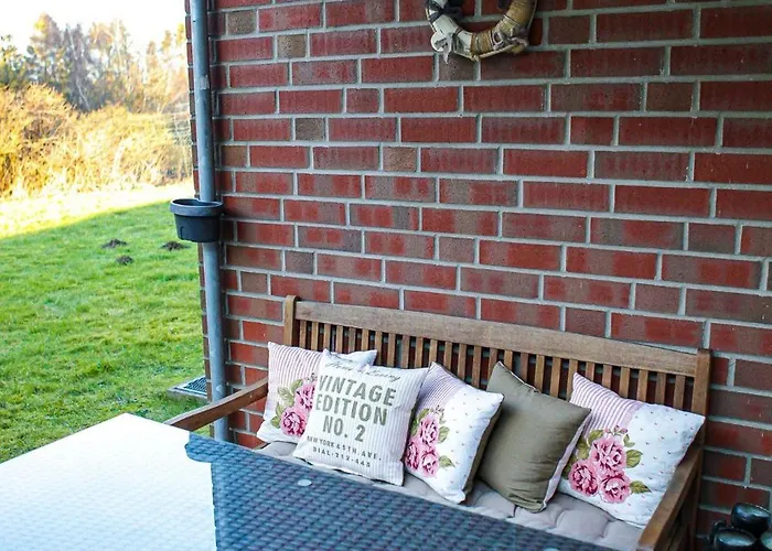 Liebevoll-eingerichtete-wohnung-mit-terrasse